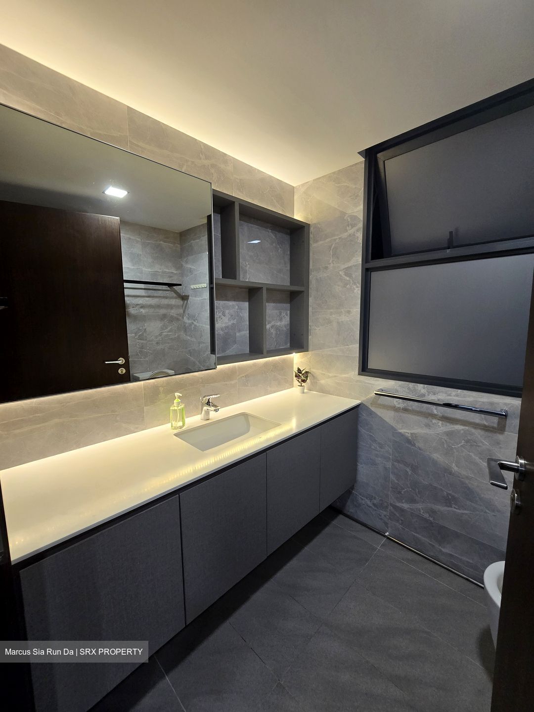 The Brownstone (D27), Condominium #496690941